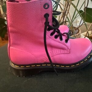 De Martens Woman’s Pink Lace Up Boots